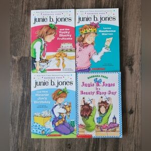 Junie B. Jones Book Bundle by Barbara Park